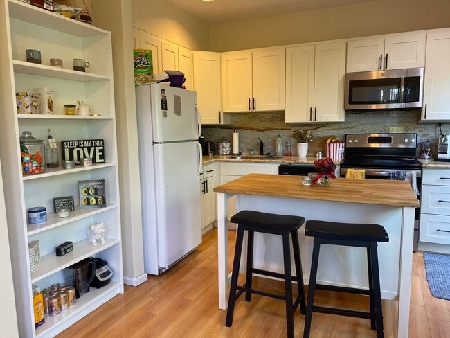 2322 E Ward St in Seattle, WA - Building Photo - Building Photo