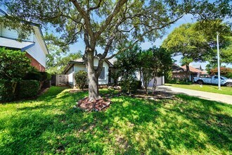 14023 Red Maple Wood in San Antonio, TX - Building Photo - Building Photo