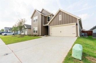 13209 Rich Ln in Providence Village, TX - Building Photo - Building Photo