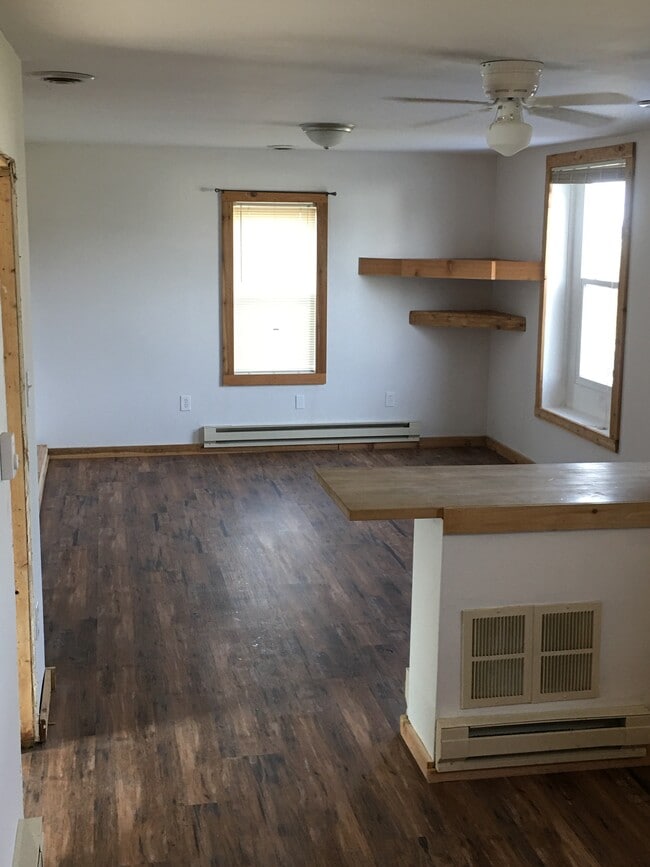 11 W Main St in Fletcher, OH - Building Photo - Building Photo