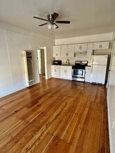 1781 Orchid Ave, Unit 201 in Los Angeles, CA - Foto de edificio - Building Photo