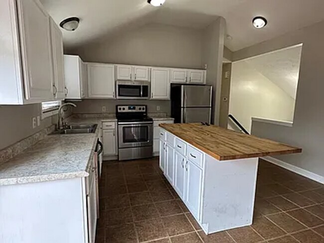 17706 Edna St in Omaha, NE - Building Photo - Building Photo