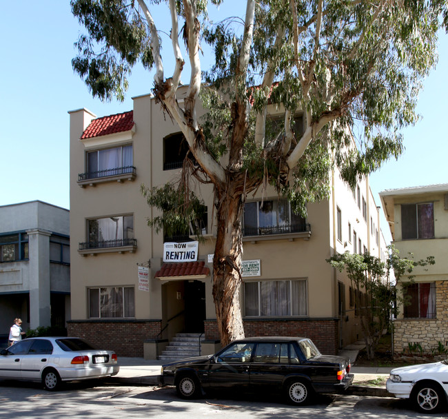 Whiting Arms Apartments in Long Beach, CA - Building Photo - Building Photo