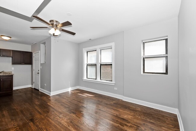 property at 7117 S East End Ave