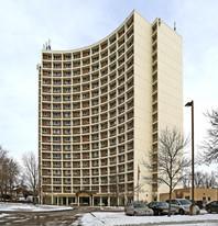 Montreal Hi-Rise Apartamentos