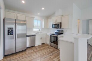 4028 Charles St in La Mesa, CA - Building Photo