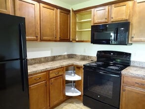 185 Linda Sue Ln in Myerstown, PA - Building Photo - Building Photo