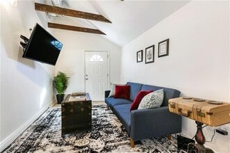 2823 Maurepas St in New Orleans, LA - Building Photo - Building Photo