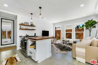 326 4th Ave in Los Angeles, CA - Building Photo - Building Photo