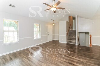 3002 Garland Dr SW in Marietta, GA - Building Photo - Building Photo