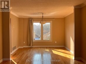 81 Gailcrest Cir in Vaughan, ON - Building Photo - Building Photo