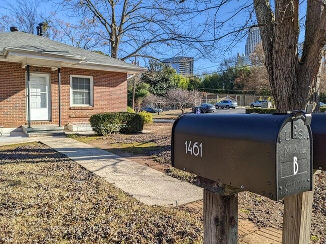 property at 1461 Pine St NW