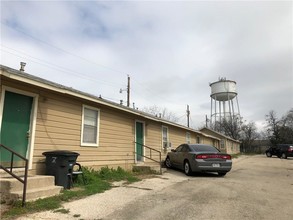 1202 College St in Killeen, TX - Building Photo - Other