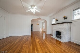 215 E High St in Somerville, NJ - Building Photo - Building Photo