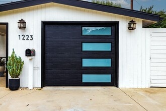 1223 N Studebaker Rd in Long Beach, CA - Building Photo - Building Photo