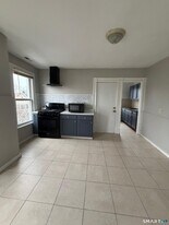 168 Lloyd St in New Haven, CT - Building Photo