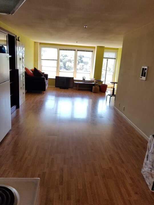 626 8th St, Unit #3 in Oakland, CA - Foto de edificio