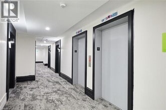 461 Green Rd in Hamilton, ON - Building Photo - Building Photo