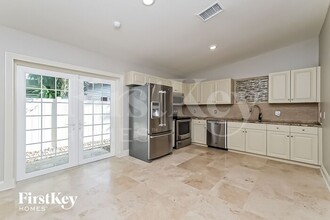 5121 44th Ave N in St. Petersburg, FL - Building Photo - Building Photo
