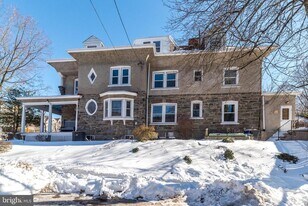 7738 Ardleigh St in Philadelphia, PA - Building Photo