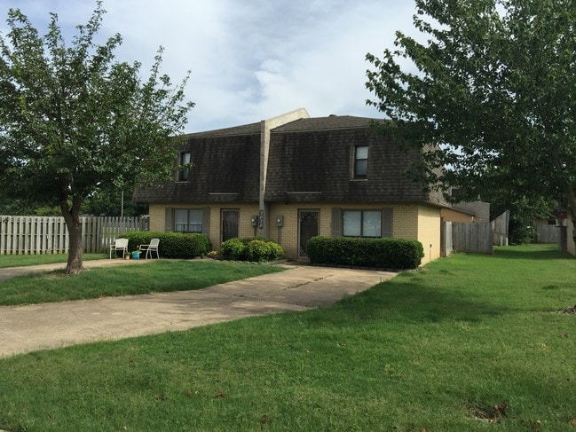 property at 3020 Pinefield Cove