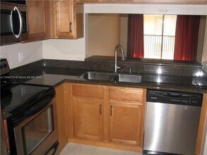 11174 W Sample Rd in Coral Springs, FL - Building Photo - Building Photo
