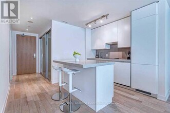 38 Stewart St in Toronto, ON - Building Photo - Building Photo