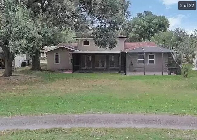 4606 Cloverlawn Dr in Tampa, FL - Building Photo - Building Photo