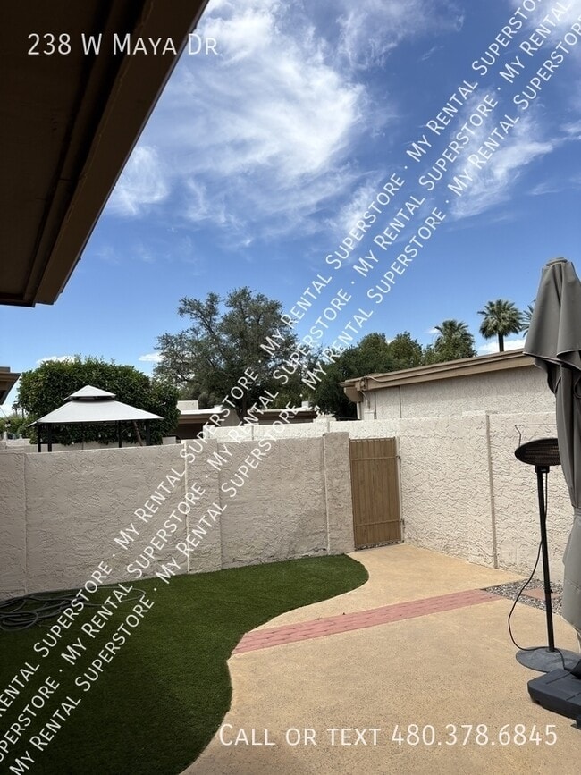 238 W Maya Dr in Litchfield Park, AZ - Foto de edificio - Building Photo