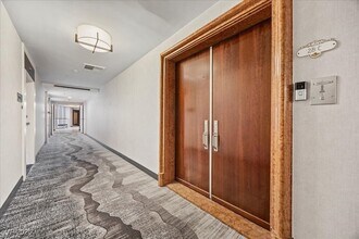 3111 Bel Air Dr in Las Vegas, NV - Foto de edificio - Building Photo