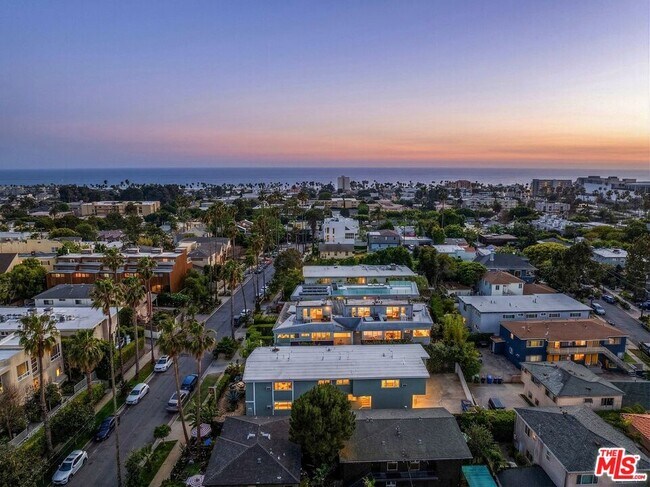 643 Pacific St in Santa Monica, CA - Building Photo - Building Photo