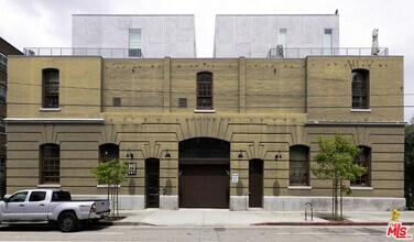 940 E 2nd St in Los Angeles, CA - Building Photo - Building Photo