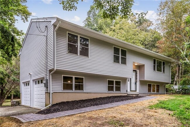 property at 60 Connelly Rd