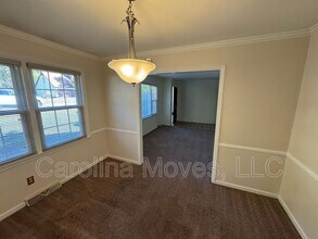 502 Rosebud Ln in Greer, SC - Building Photo - Building Photo