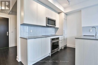 181-1181 Bedford Rd in Toronto, ON - Building Photo - Building Photo