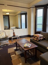 2187 Clybourn N Ave, Unit 2 in Chicago, IL - Foto de edificio - Building Photo
