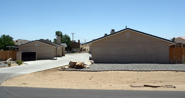 20210 Carlisle Rd in Apple Valley, CA - Building Photo - Building Photo