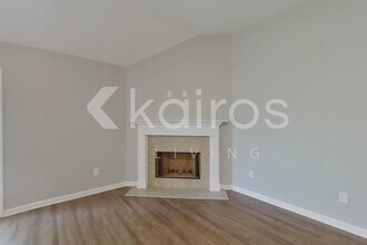 265 Silver Pointe Dr in Elmore, AL - Building Photo - Building Photo