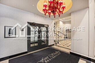 525 W Lafayette Blvd in Detroit, MI - Building Photo - Building Photo