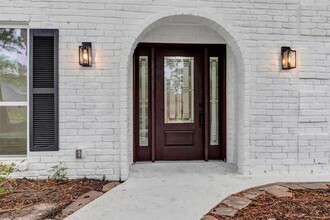 7707 12 Fairway Ln in Humble, TX - Building Photo - Building Photo