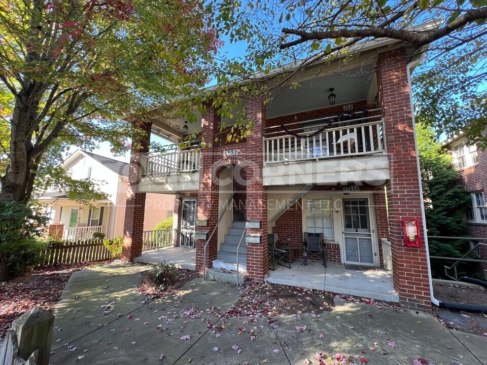 1452 N Cherry St in Winston-Salem, NC - Building Photo