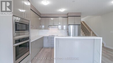 69 KEYSTONE TRAIL in Welland, ON - Building Photo - Building Photo