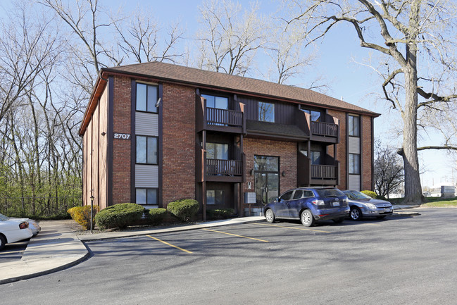 Edgewood Apartments in Decatur, IL - Foto de edificio - Building Photo