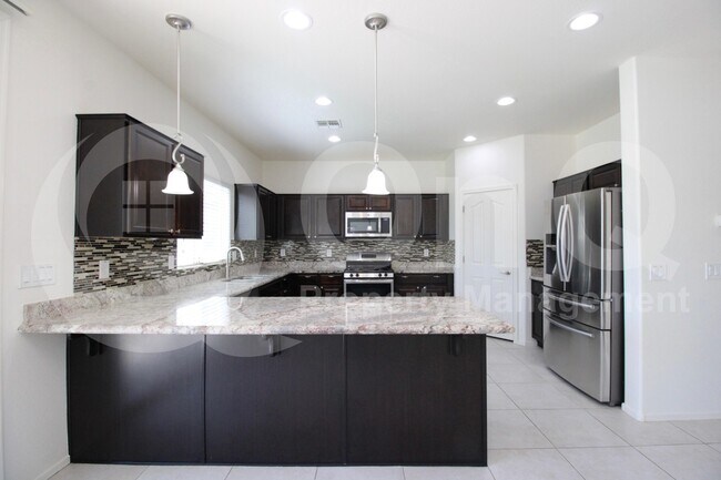 1819 W Bonanza Dr in Phoenix, AZ - Building Photo - Building Photo