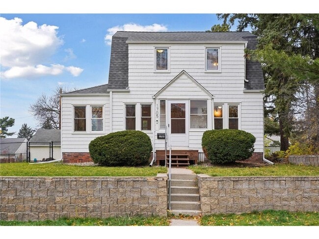 property at 1705 Ivy Ave E