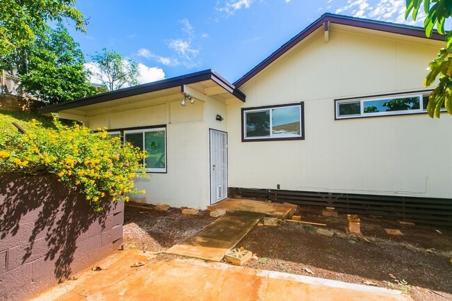 94-1086-1086 Lumihoahu St in Kapolei, HI - Building Photo - Building Photo