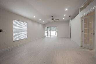 31912 Turkeyhill Dr in Wesley Chapel, FL - Building Photo - Building Photo