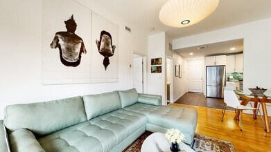 23 Bay State Rd, Unit 5 in Boston, MA - Foto de edificio - Building Photo