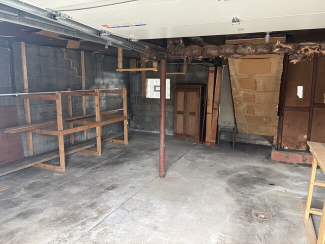 property at 423 Foster St