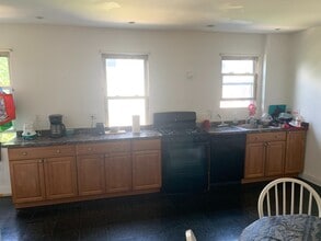 4 Nottinghill Rd, Unit 1 in Boston, MA - Building Photo - Building Photo